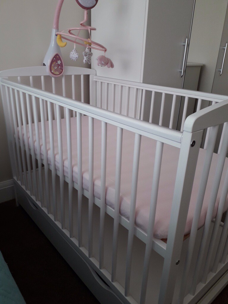 baby cot bed gumtree